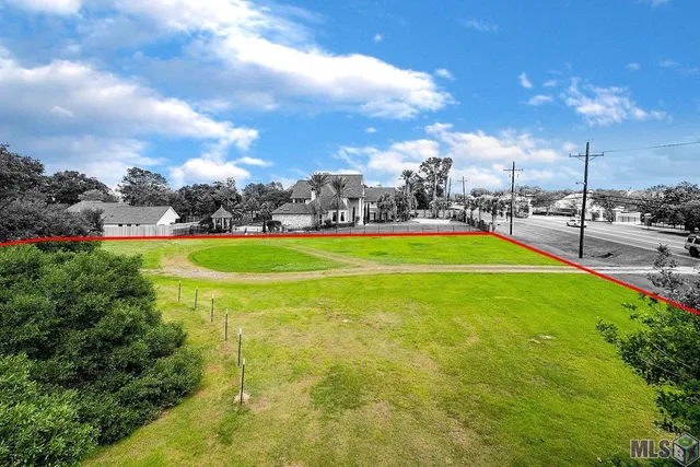 $895,000 | 17329 Highland Road, Baton Rouge, LA 70810