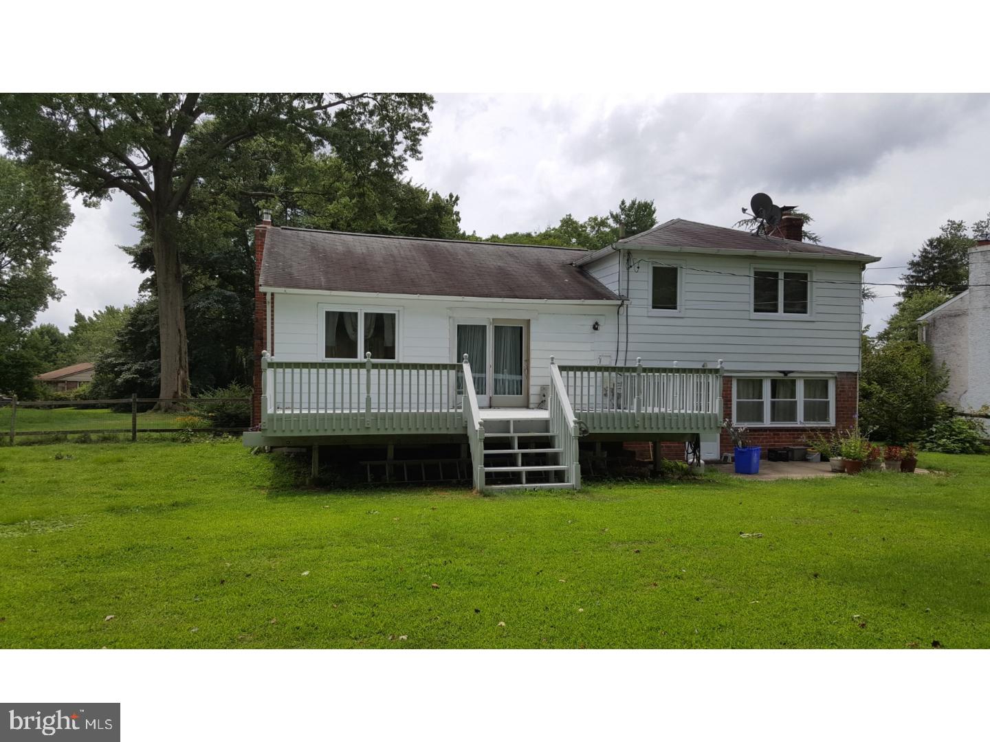 103 Woodland Road Huntingdon Valley, PA 19006 - Photo 24 of 25 Exterior Back