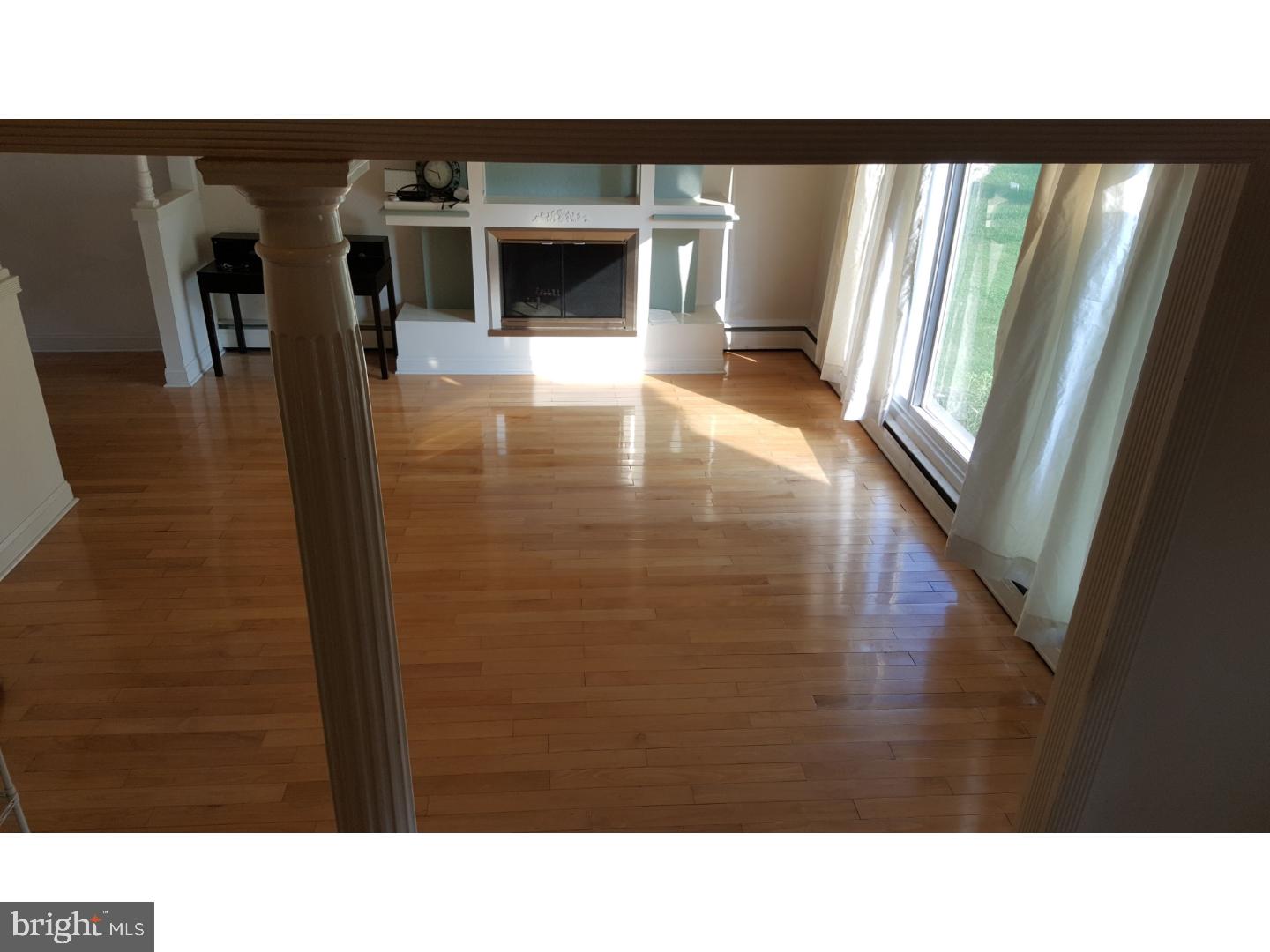 103 Woodland Road Huntingdon Valley, PA 19006 - Photo 6 of 25 Living Room