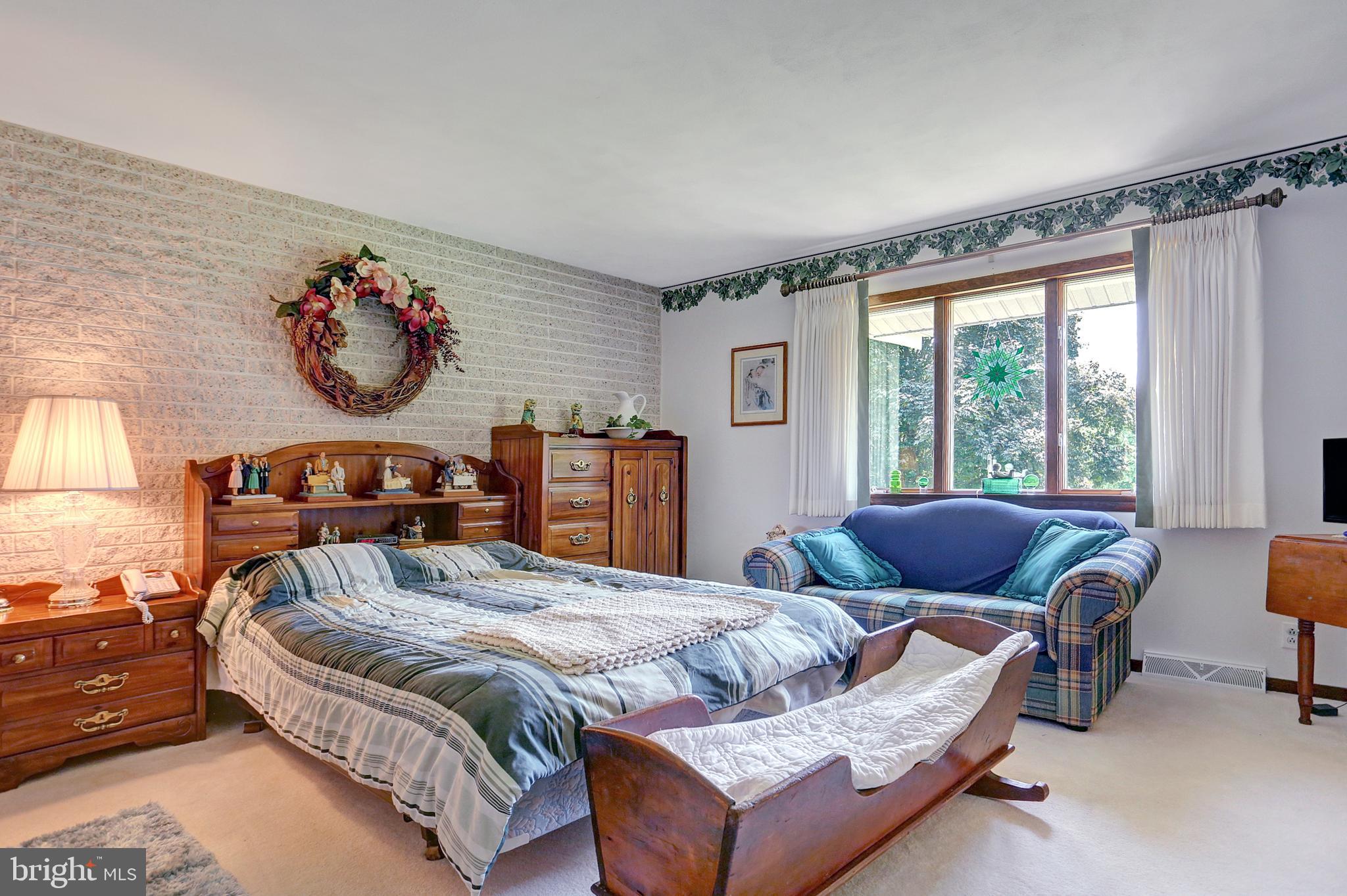 4871 Hawthorn Road Harrisburg, PA 17111 - Photo 28 of 42 Gallery Image 28