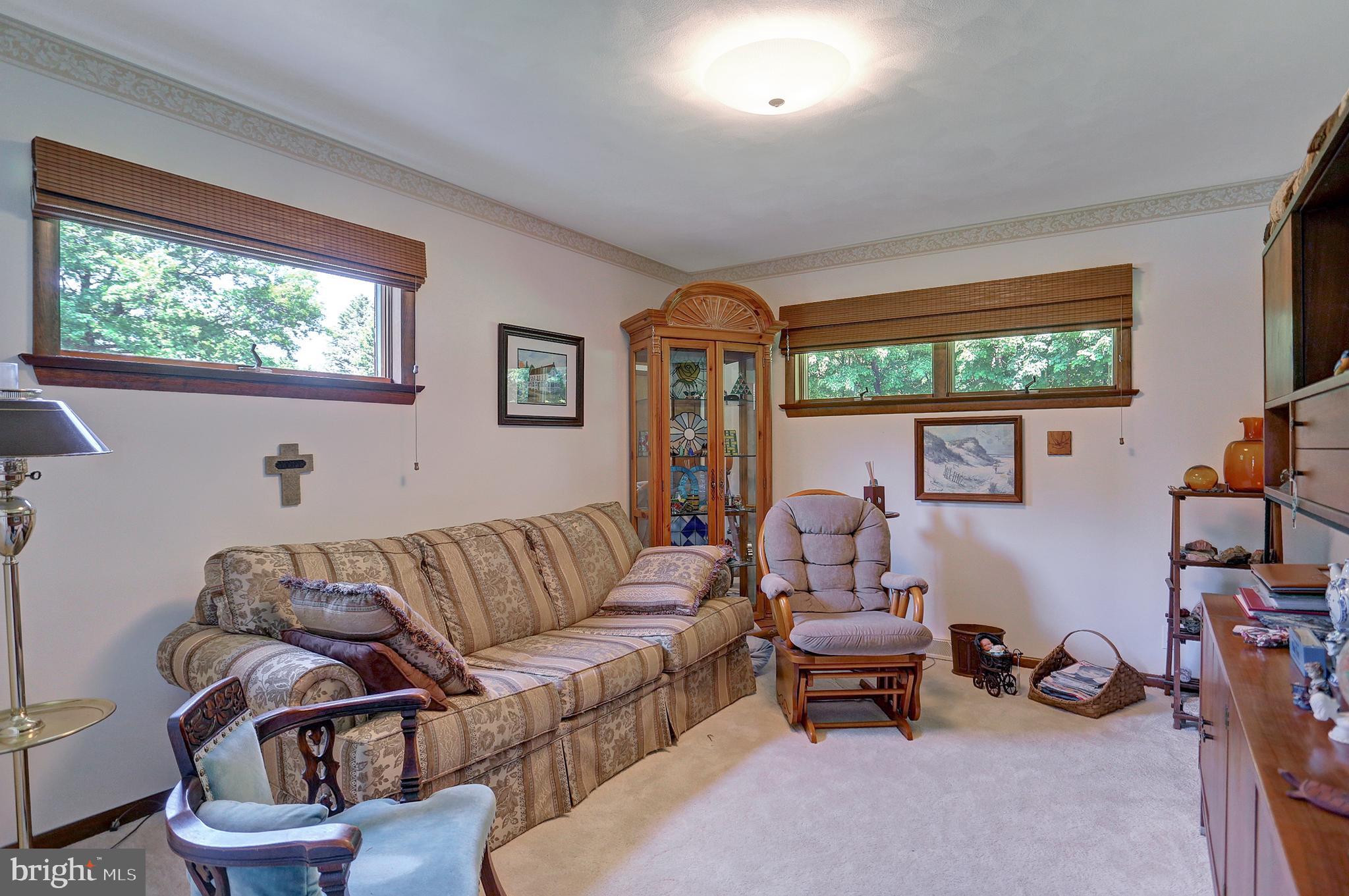 4871 Hawthorn Road Harrisburg, PA 17111 - Photo 32 of 42 Gallery Image 32