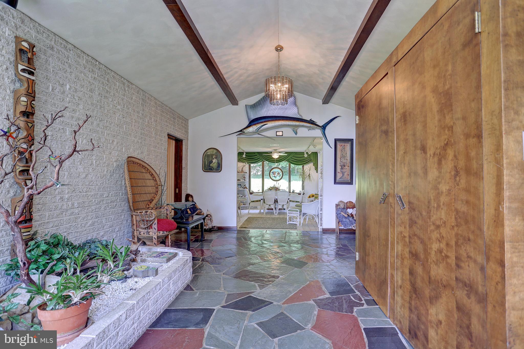 4871 Hawthorn Road Harrisburg, PA 17111 - Photo 6 of 42 Gallery Image 6