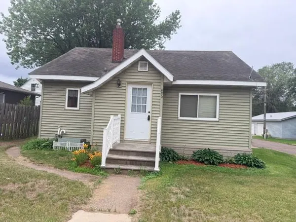 $199,900 | 806 1st Avenue Northeast, Little Falls, MN 56345