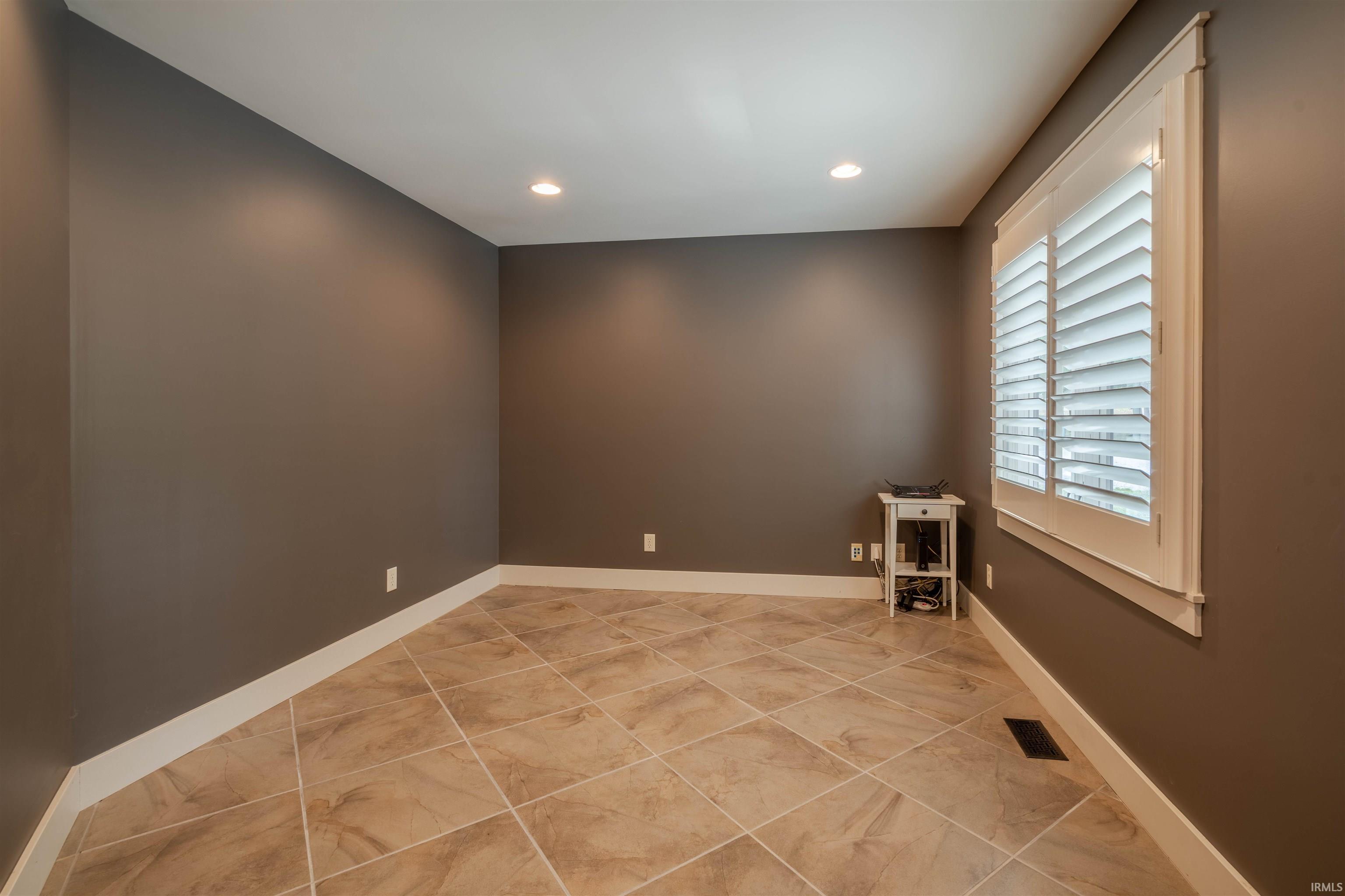 10400 Titzer Road Chandler, IN 47610 - Photo 25 of 36 Gallery Image 25