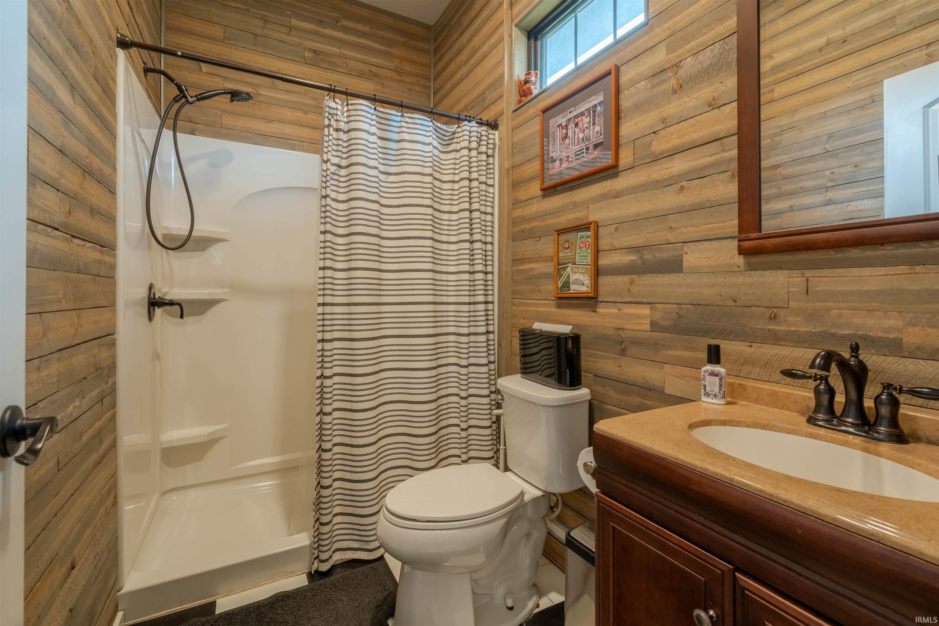10400 Titzer Road Chandler, IN 47610 - Photo 27 of 36 Gallery Image 27