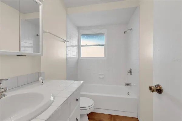 $379,000 | 1238 Waterside Lane, Venice, FL 34285