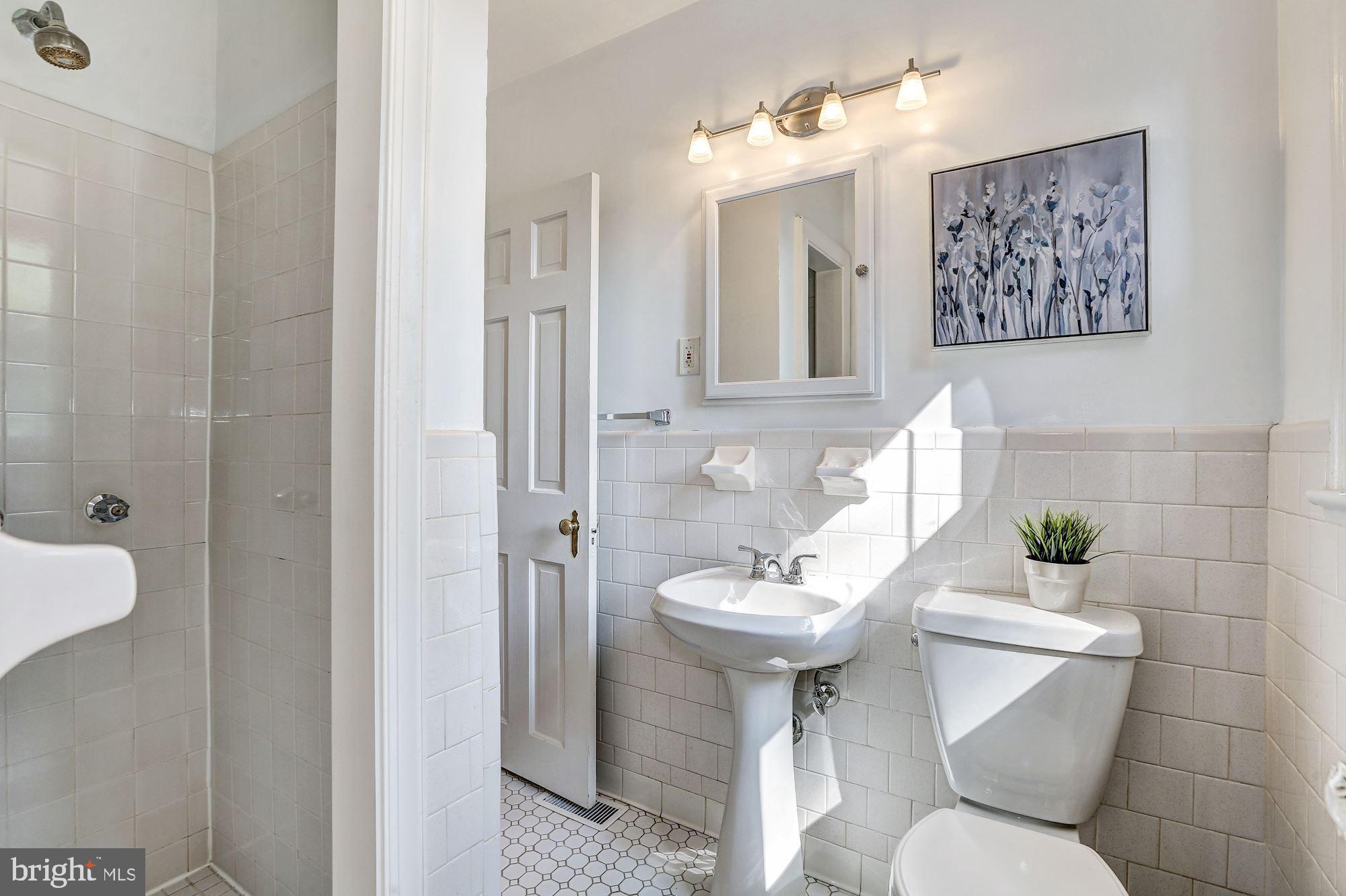 9415 Wire Avenue Silver Spring, MD 20901 - Photo 17 of 34 Gallery Image 17