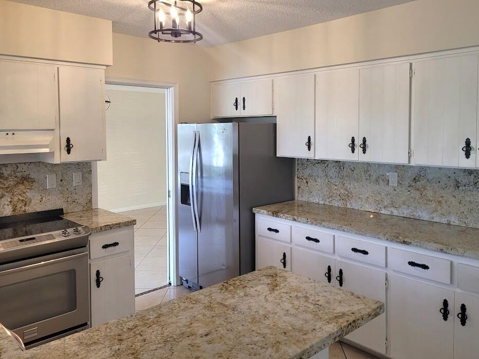 1927 Sharon Street Boca Raton, FL 33486 - Photo 8 of 23 20250128_153332 kitchen updated