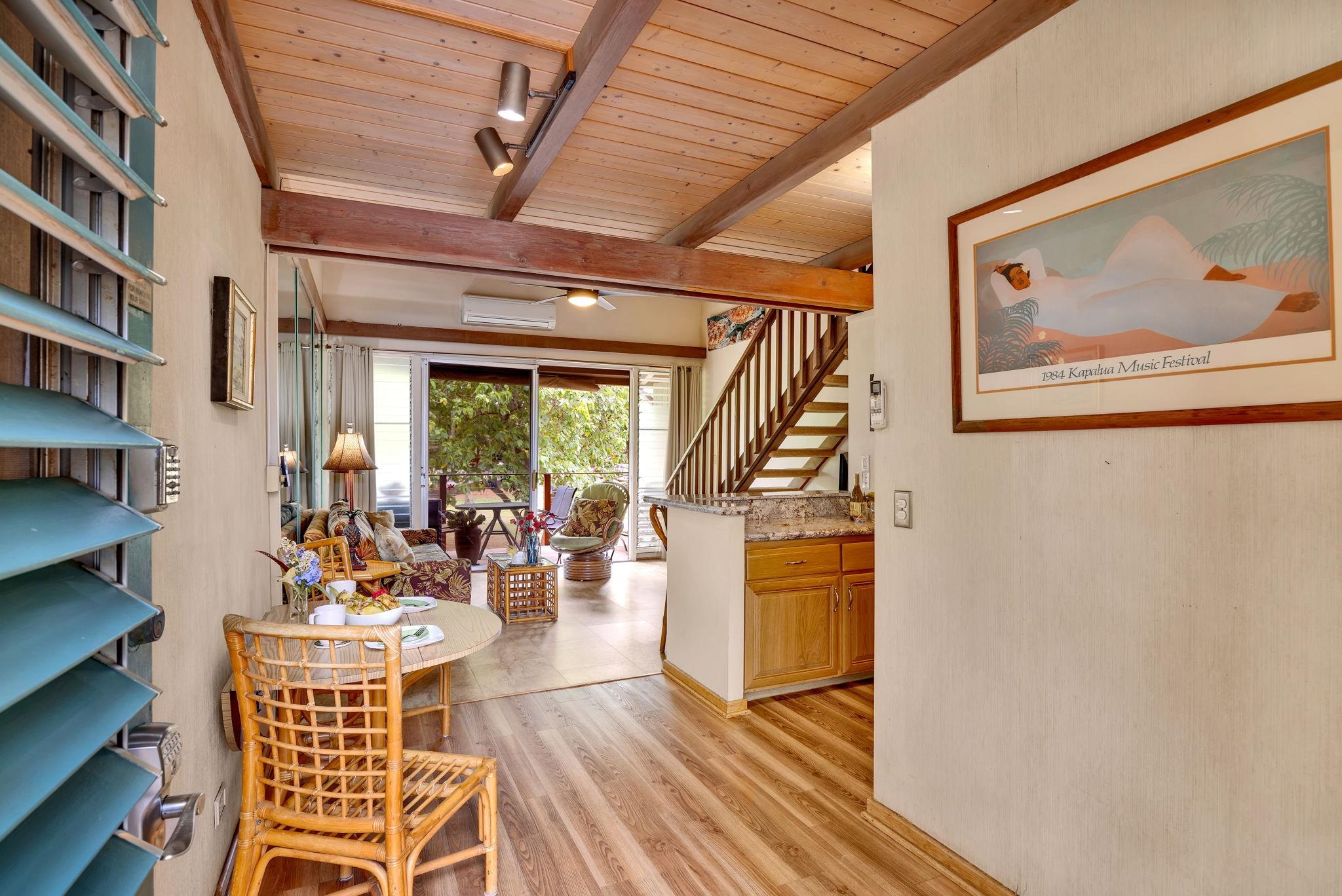 3691 Lower Honoapiilani Road, Unit 211 Lahaina, HI 96761 - Photo 7 of 47 a view of a livingroom with furniture and a potted plant