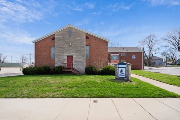 $599,900 | 618 South Main Street, Kokomo, IN 46901