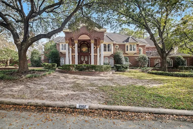 $1,350,000 | 2907 Cedar Woods Place, Houston, TX 77068