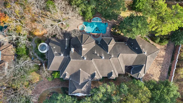 $1,350,000 | 2907 Cedar Woods Place, Houston, TX 77068