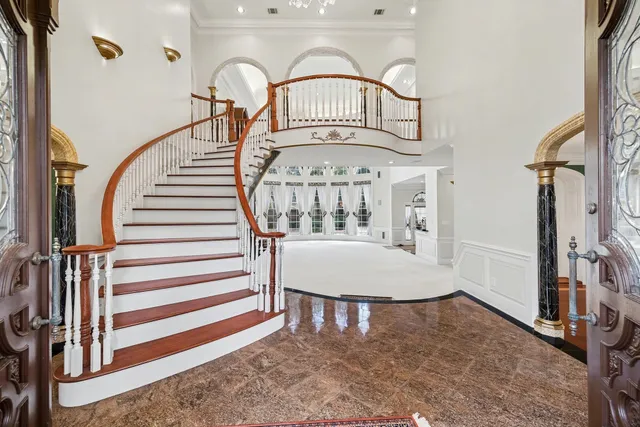 $1,350,000 | 2907 Cedar Woods Place, Houston, TX 77068