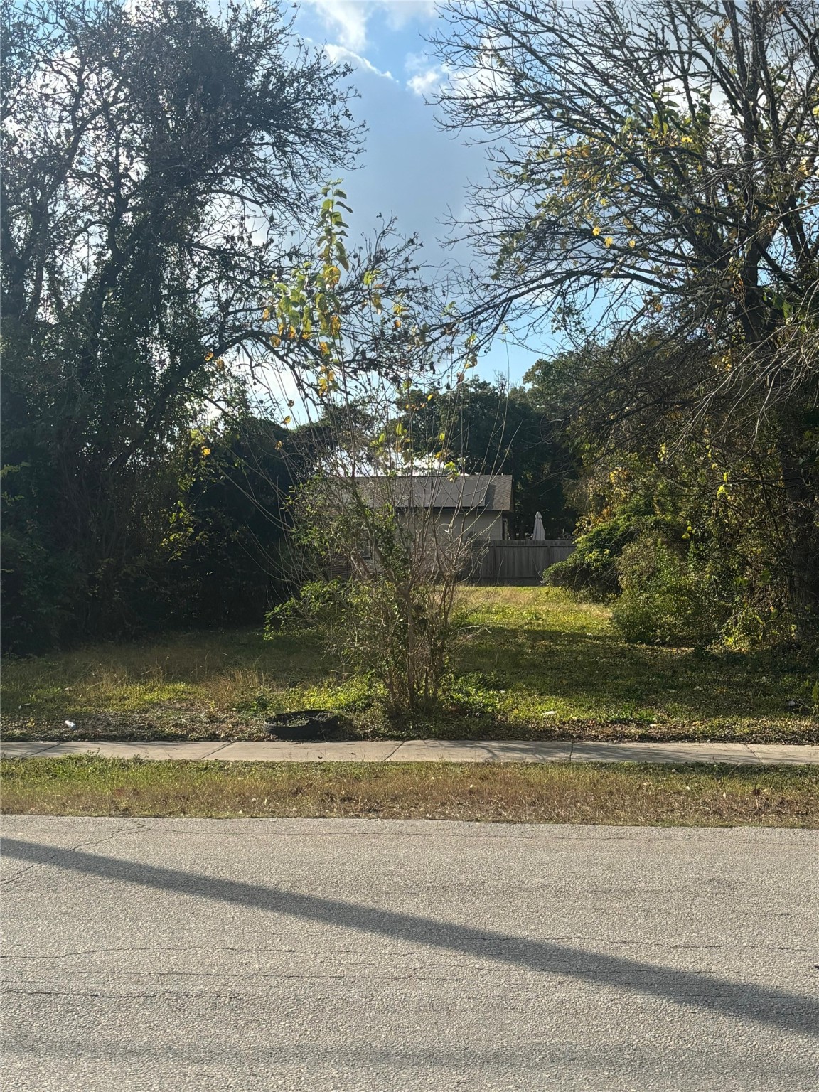 308 Lake Road La Marque, TX 77568 - Photo 2 of 3 a view of a yard