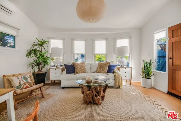$499,000 | 5848 1/2 Willoughby Avenue, Los Angeles, CA 90038