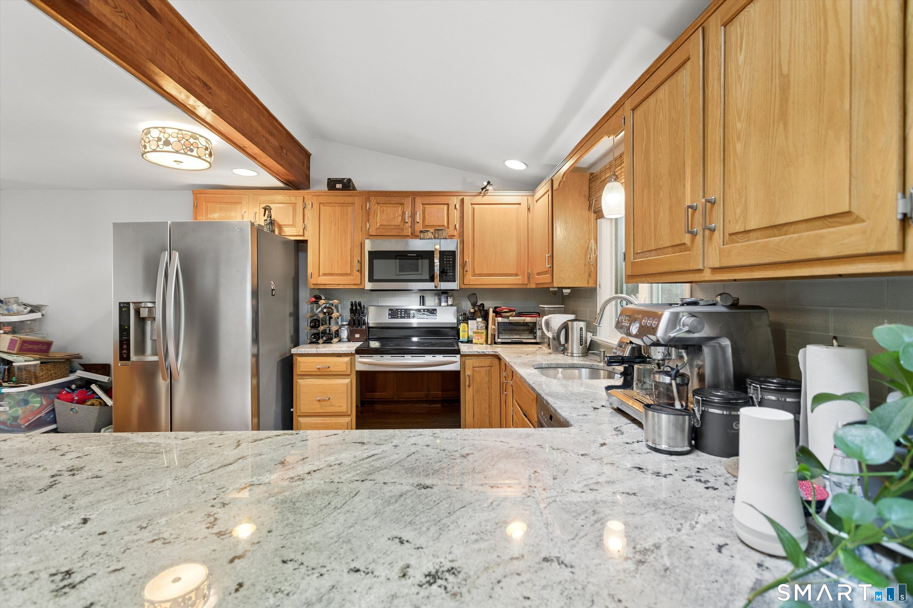 4 Eagle Road Norwalk, CT 06850 - Photo 13 of 39