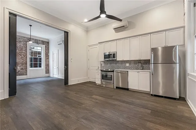 $1,600 | 832 Lafayette Street, Unit A, New Orleans, LA 70113