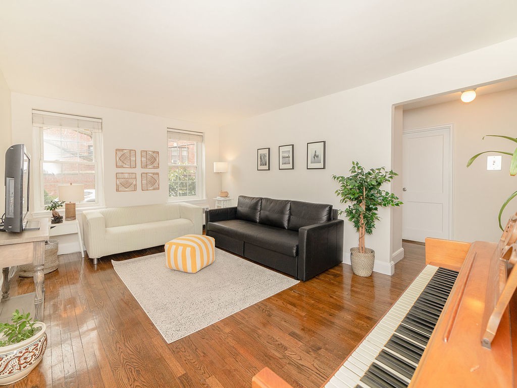 7 Lanark Road, Unit 1 Brookline, MA 02445 - Photo 2 of 20 Gallery Image 2