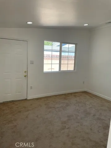 $4,250 | 21806 Bryant Street, Canoga Park, CA 91304