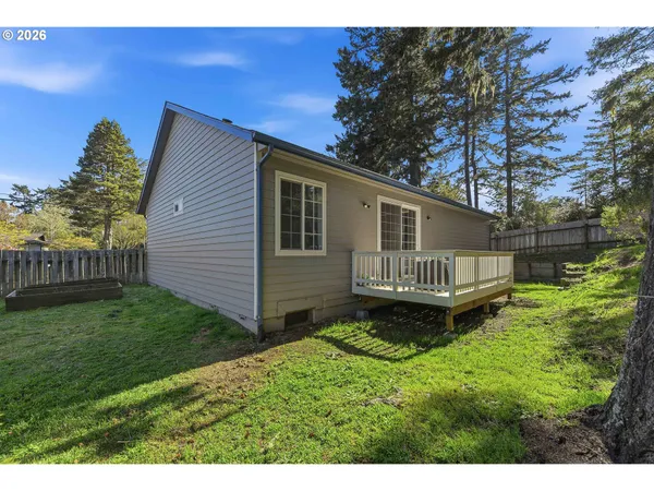 $415,000 | 1120 Lakeshore Drive, Coos Bay, OR 97420