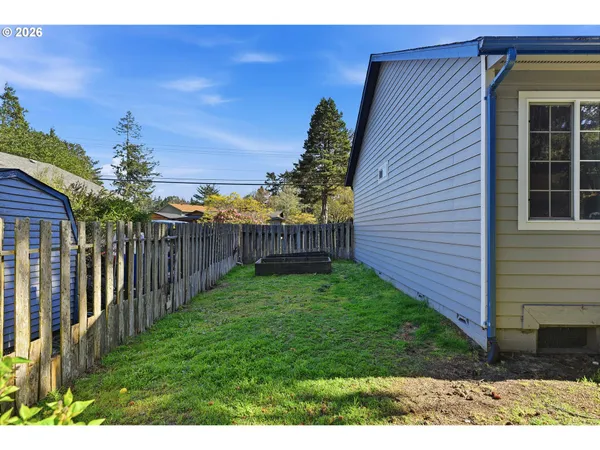 $415,000 | 1120 Lakeshore Drive, Coos Bay, OR 97420