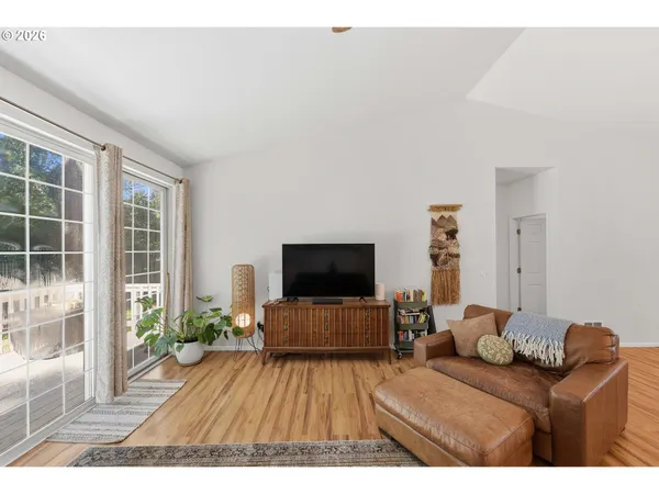 $415,000 | 1120 Lakeshore Drive, Coos Bay, OR 97420