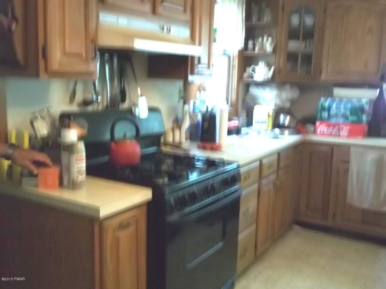 121 Frenchtown Road Shohola, PA 18458 - Photo 10 of 29