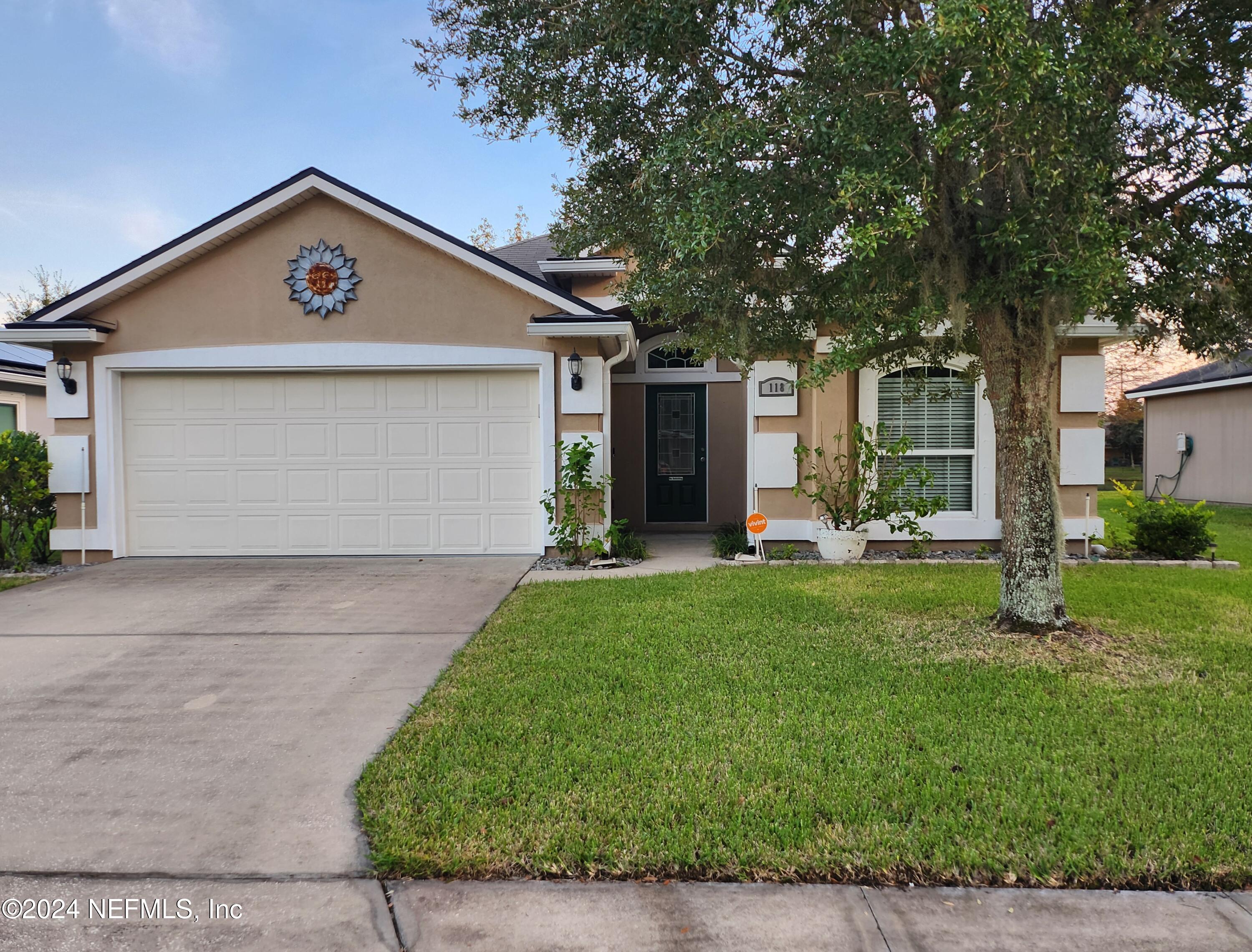 118 North Twin Maple Road St. Augustine, FL 32084 - Photo 2 of 51 20241026_183345