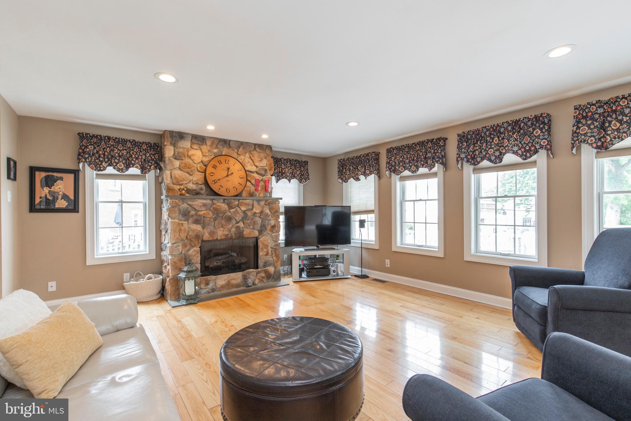 537 Hawarden Road Springfield, PA 19064 - Photo 14 of 36
