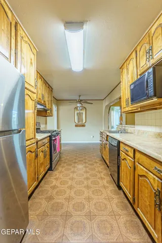 a view of utility room