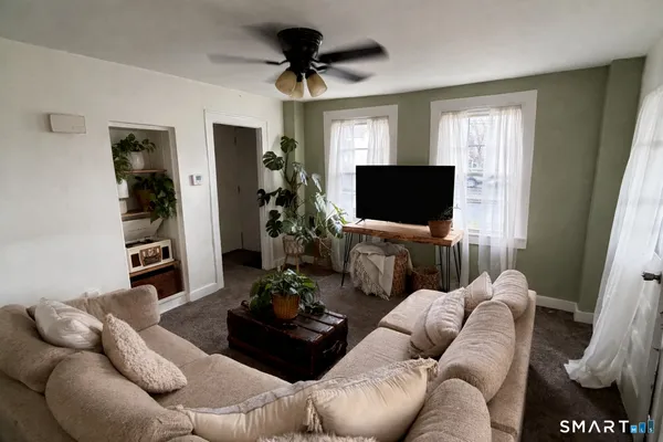 $2,200 | 189 Marlborough Street, Portland, CT 06480