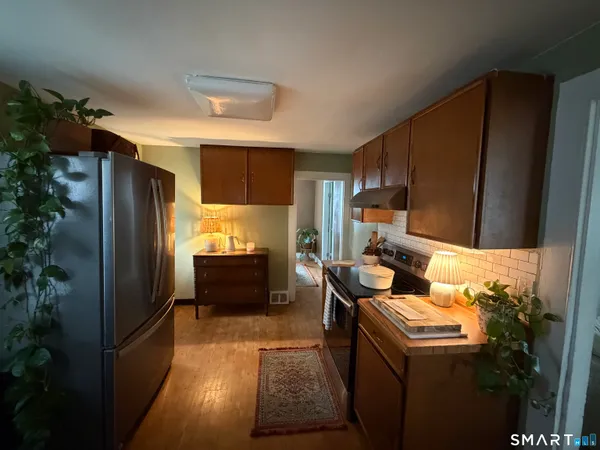 $2,200 | 189 Marlborough Street, Portland, CT 06480