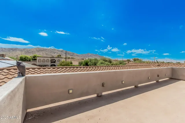 a view of terrace with city view
