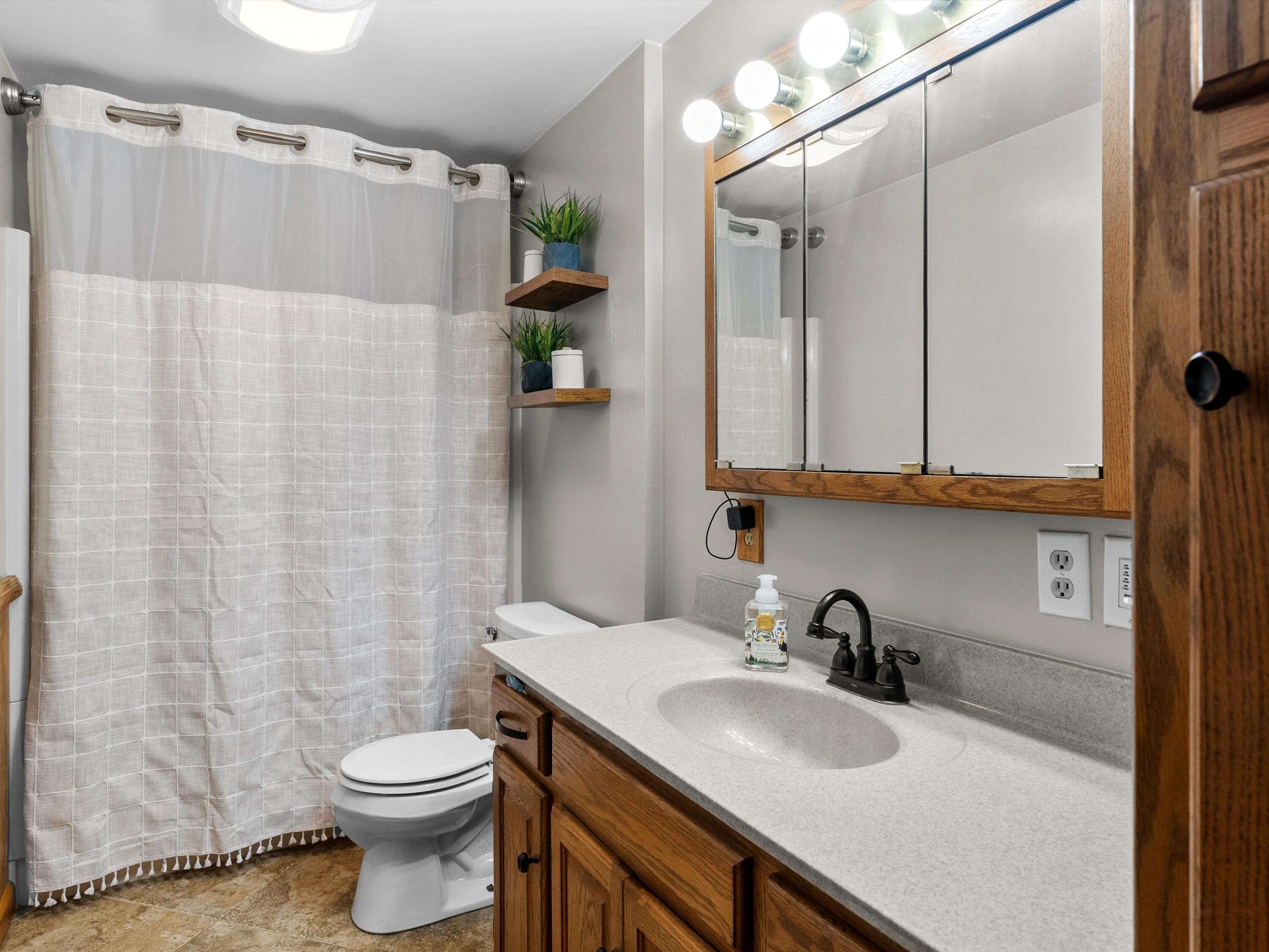 2117 32nd Street Two Rivers, WI 54241 - Photo 16 of 31 16-DSC00392