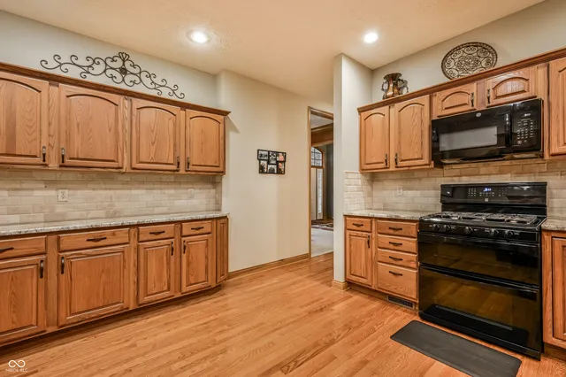 $639,900 | 7567 Meadow Violet Court, Avon, IN 46123