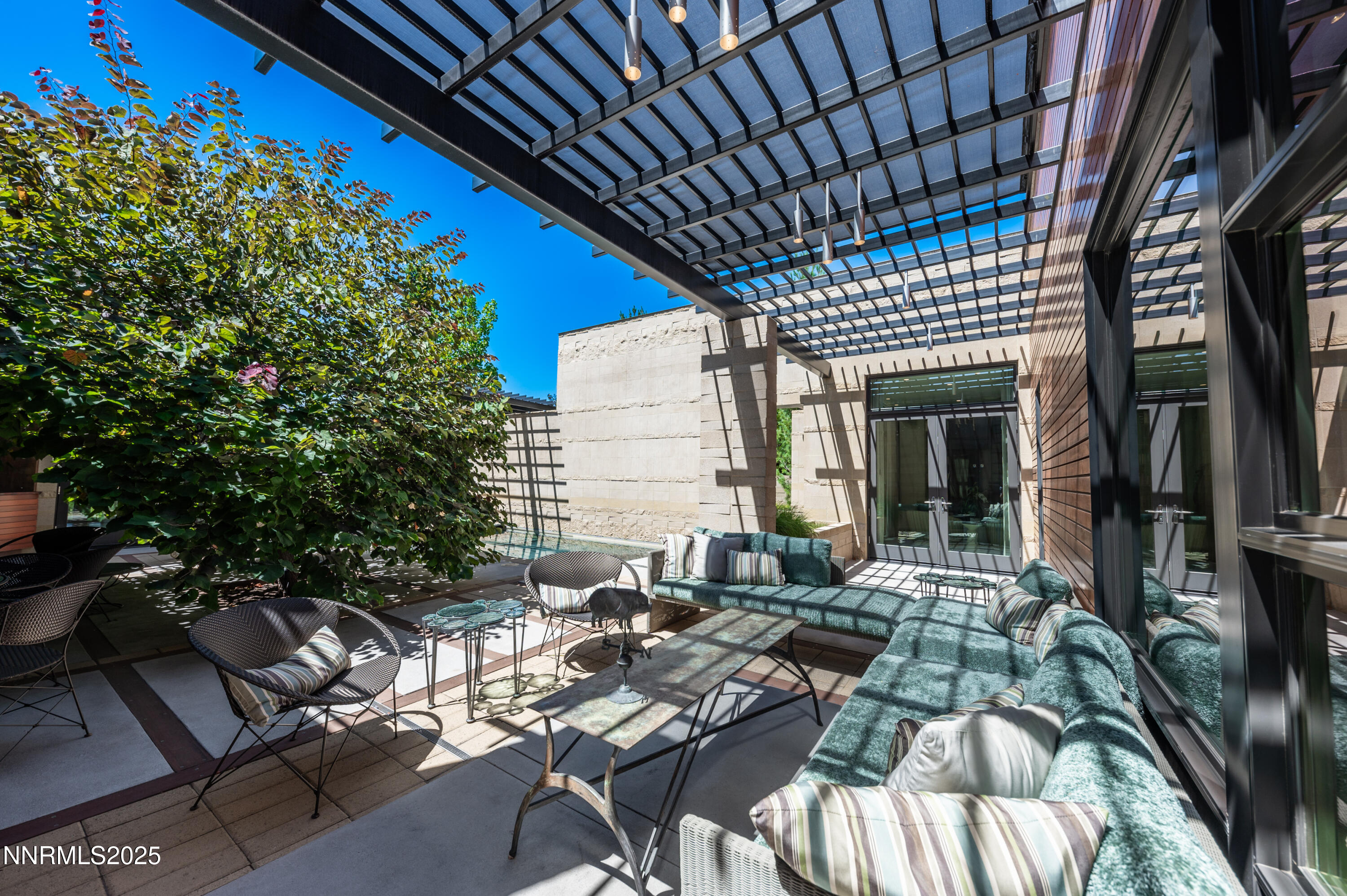 2345 Crescent Circle Reno, NV 89509 - Photo 13 of 37