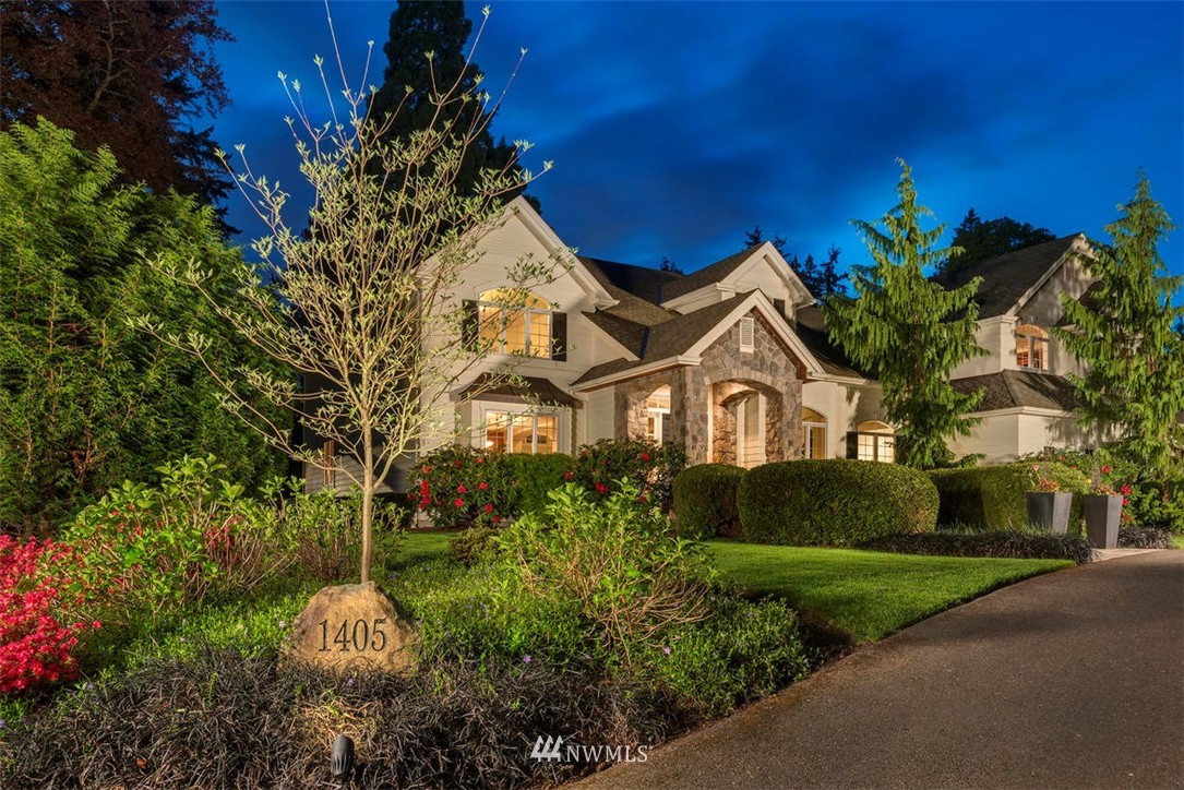 1405 Evergreen Point Road Medina, WA 98039 - Photo 1 of 25