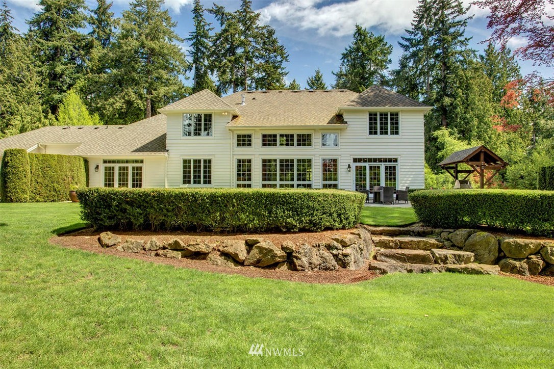 1405 Evergreen Point Road Medina, WA 98039 - Photo 22 of 25