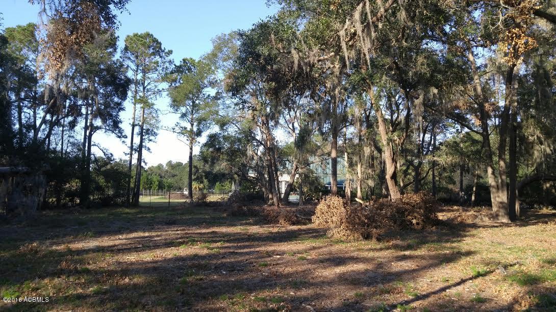 211 Tom Fripp Road St. Helena Island, SC 29920 - Photo 3 of 8 3