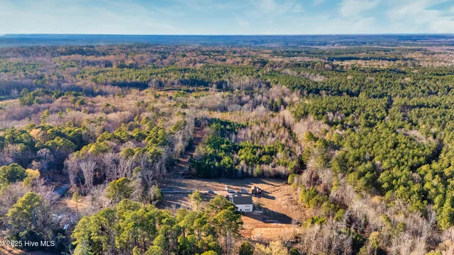 $775,000 | 410 Paradise Lane, Carthage, NC 28327