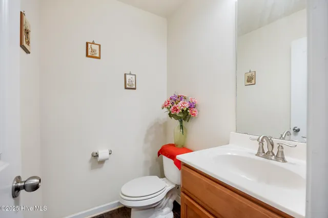 $775,000 | 410 Paradise Lane, Carthage, NC 28327