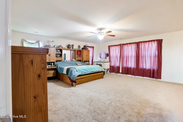 $775,000 | 410 Paradise Lane, Carthage, NC 28327