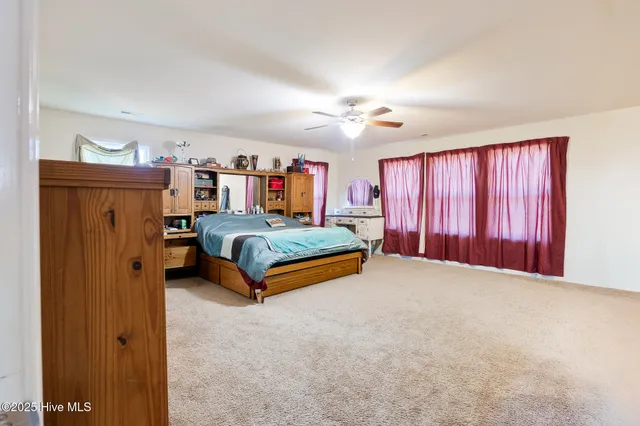 $775,000 | 410 Paradise Lane, Carthage, NC 28327