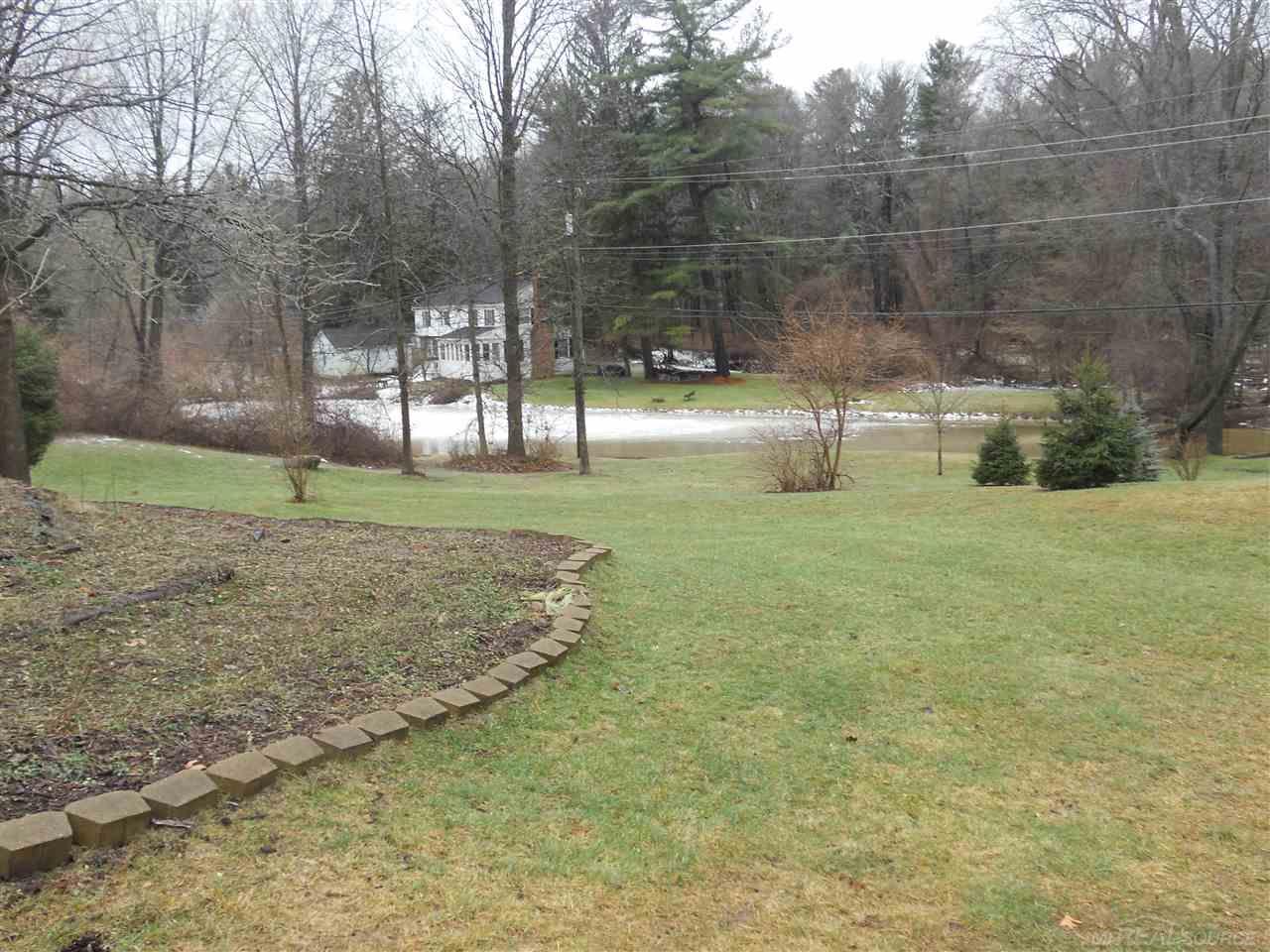 5911 Little Pine Lane Rochester, MI 48306 - Photo 7 of 38 31310681-6.JPG