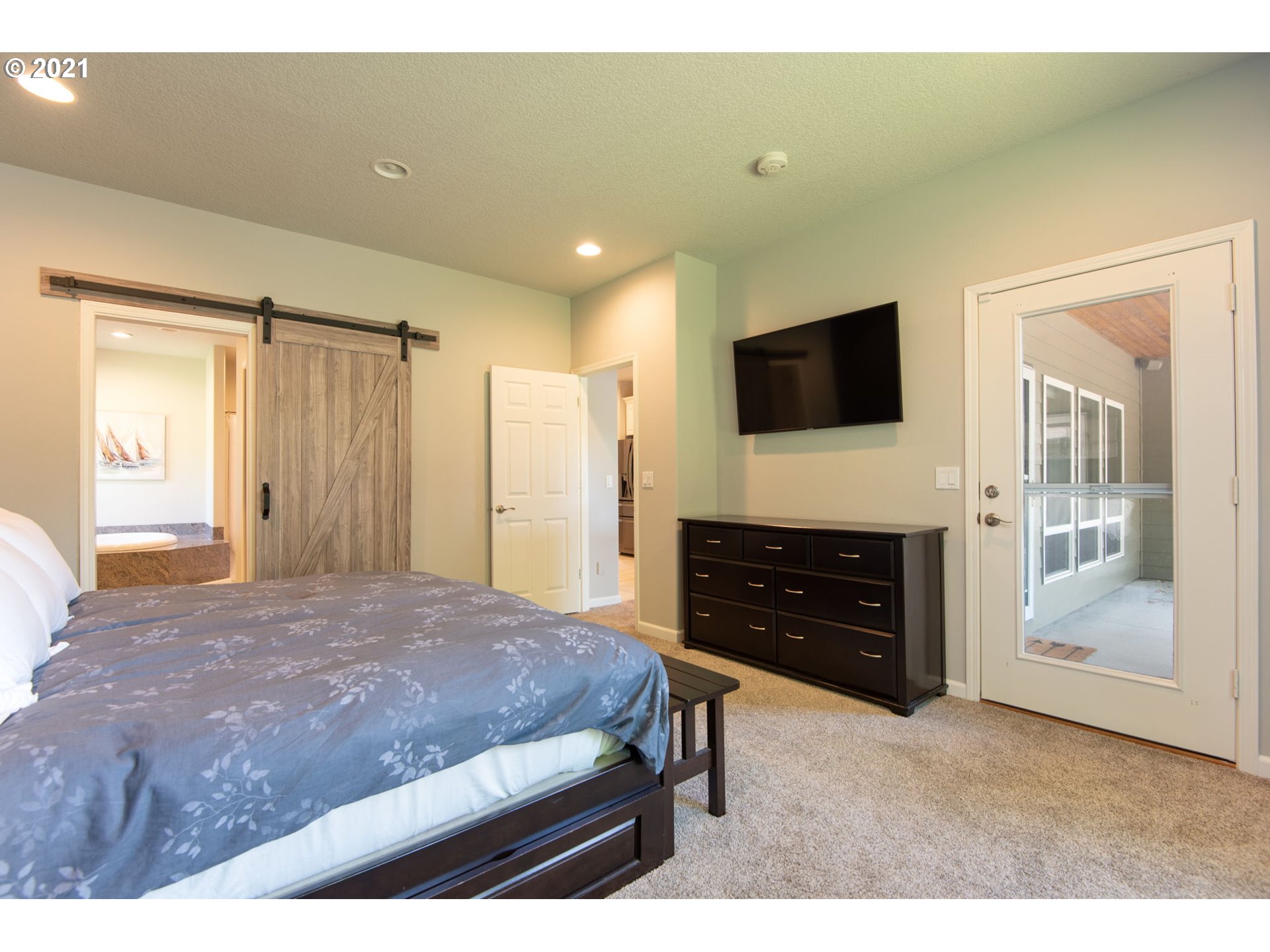 25919 Southeast Sunshine Valley Road Damascus, OR 97089 - Photo 14 of 32 Gallery Image 14