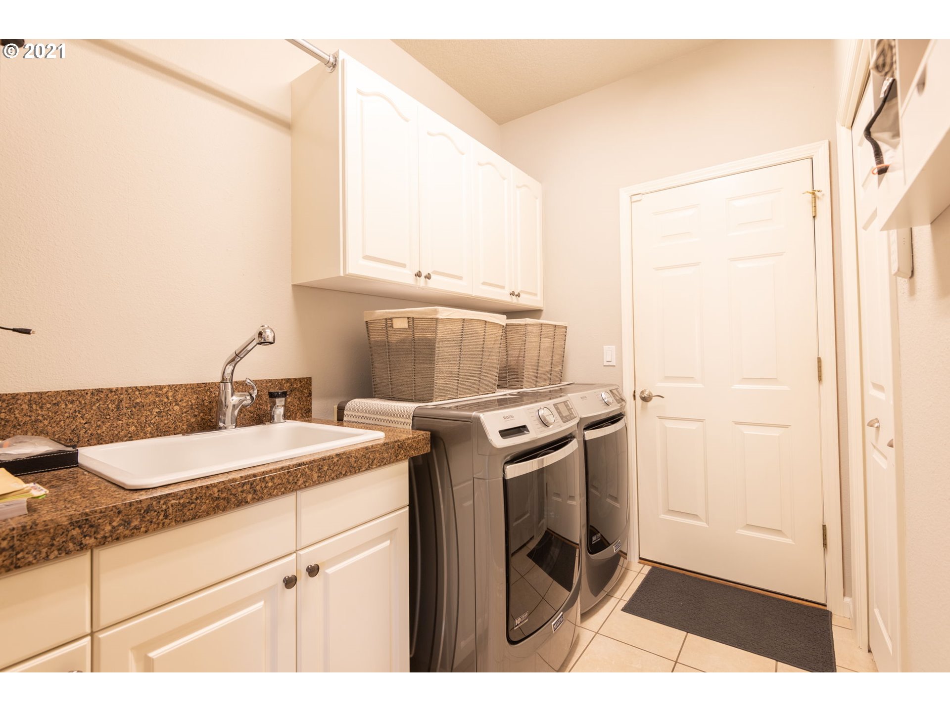 25919 Southeast Sunshine Valley Road Damascus, OR 97089 - Photo 22 of 32 Gallery Image 22