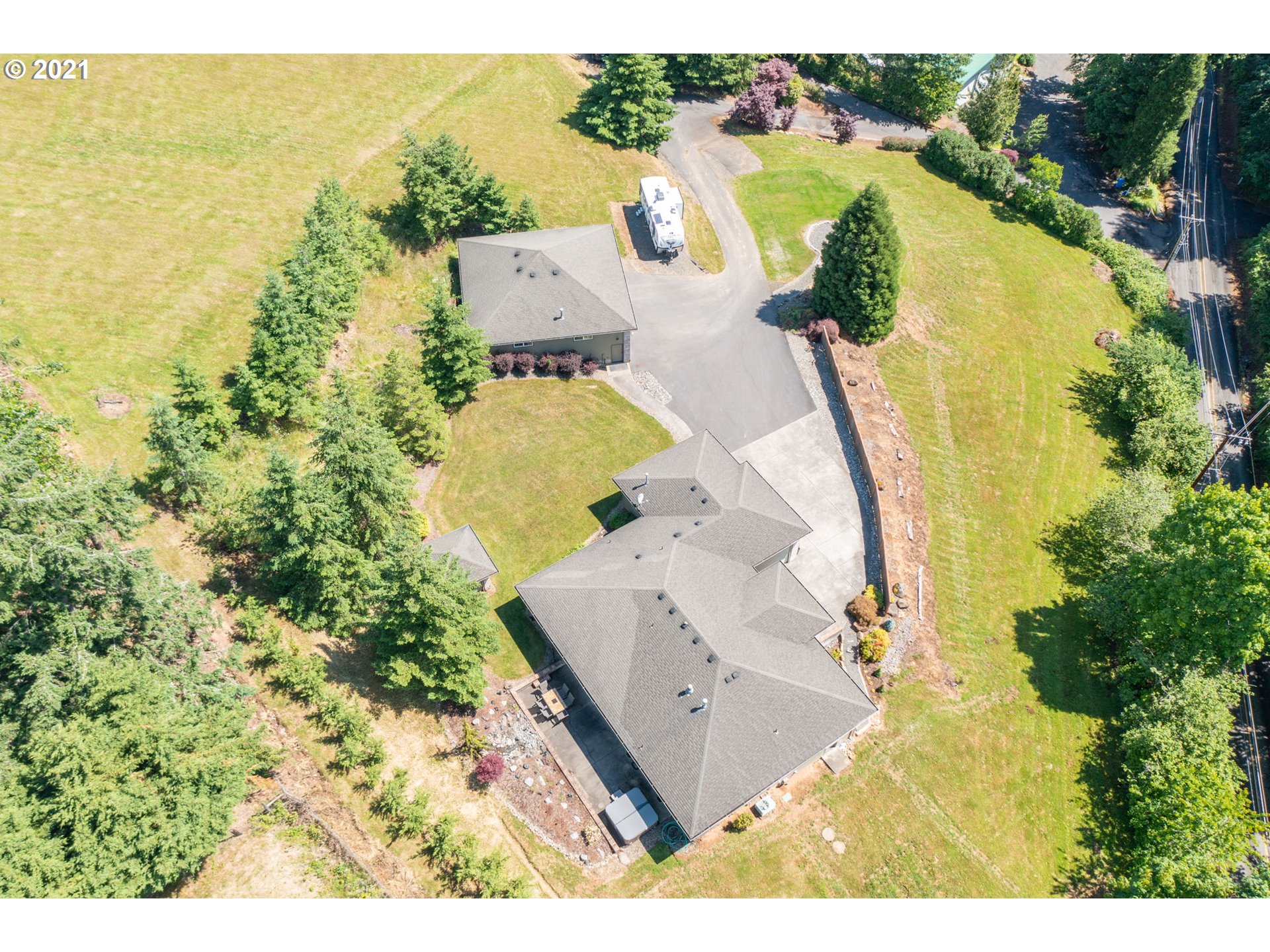 25919 Southeast Sunshine Valley Road Damascus, OR 97089 - Photo 31 of 32 Gallery Image 31
