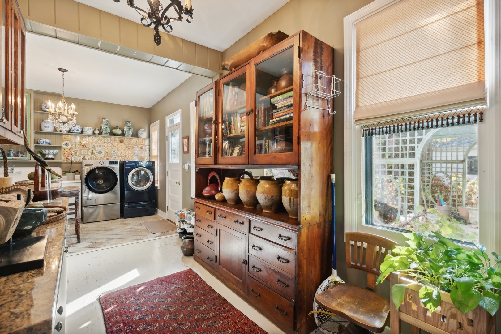 666 Maple Avenue Lake Bluff, IL 60044 - Photo 28 of 41 a living room with furniture and a flat screen tv