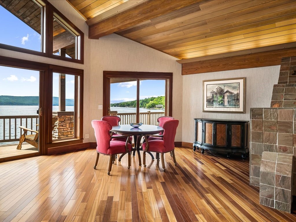 4747 County Road Canandaigua, NY 14424 - Photo 13 of 43 Living Room