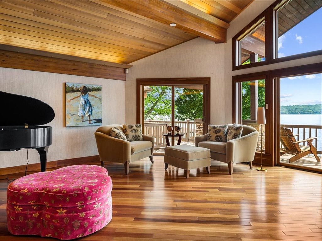 4747 County Road Canandaigua, NY 14424 - Photo 14 of 43 Living Room